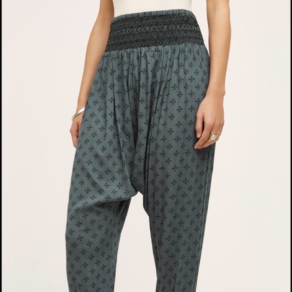 Anthropologie Hei Hei harem pants medium